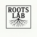 Logotipo de RootsLab Consulting con raíces